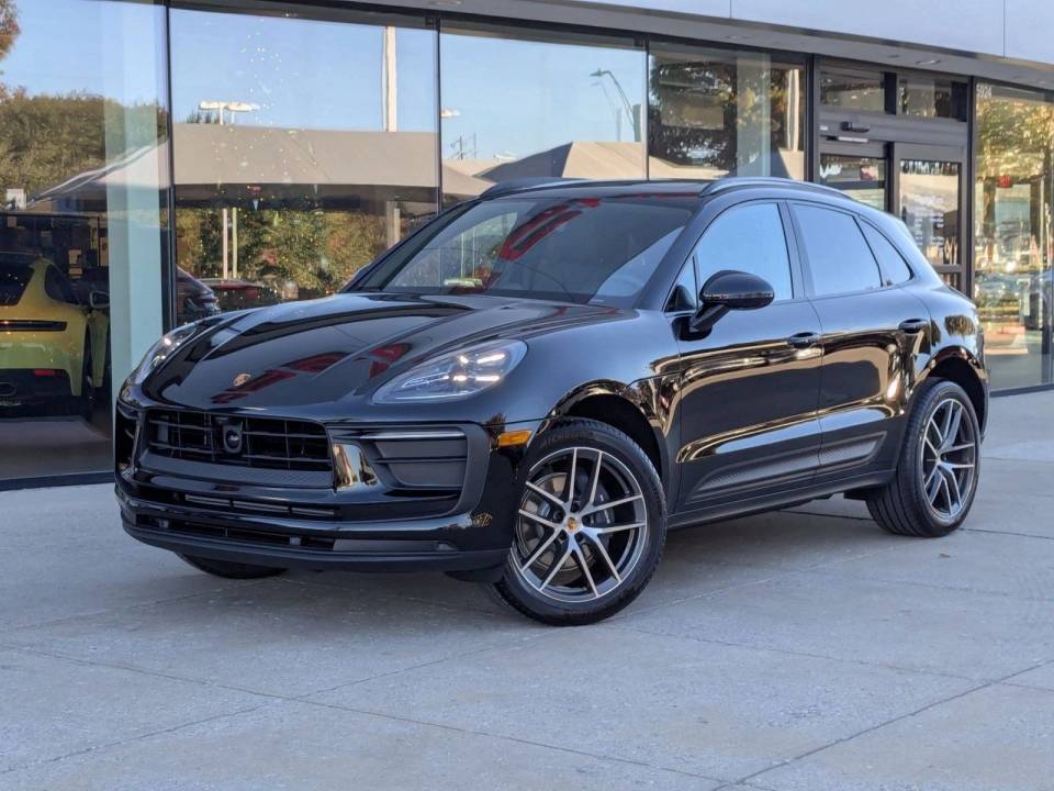 2026 Porsche Macan