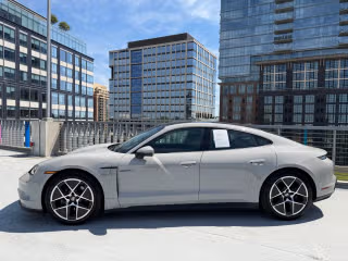 2025 Porsche Taycan Base - Photo 9
