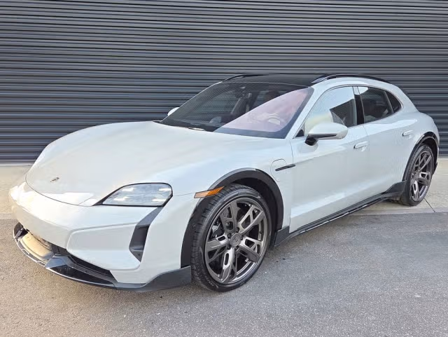 Used 2025 Porsche Taycan Turbo S with VIN WP0BC2Y1XSSA77025 for sale in North Olmsted, OH