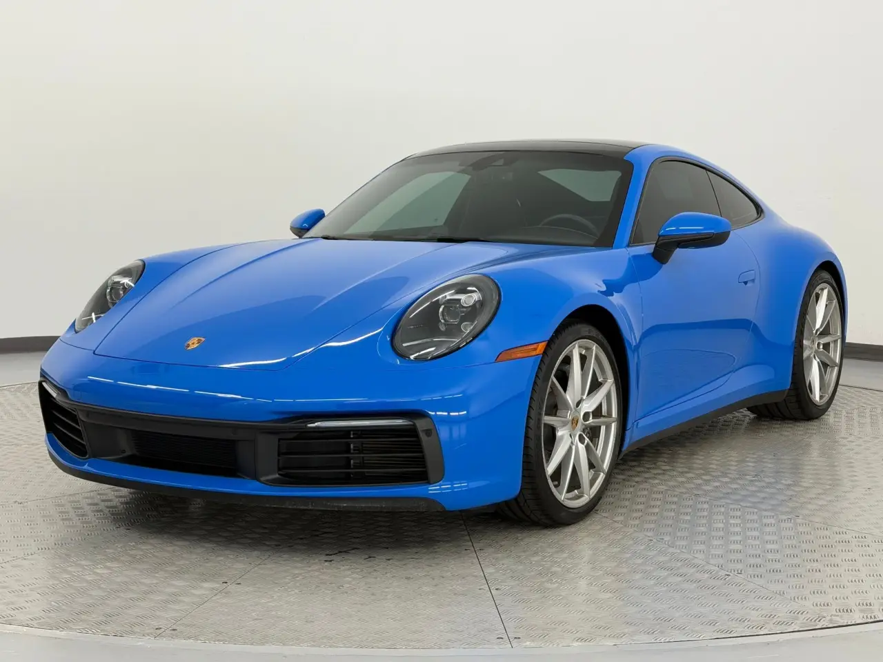 2022 Porsche 911 Carrera 4