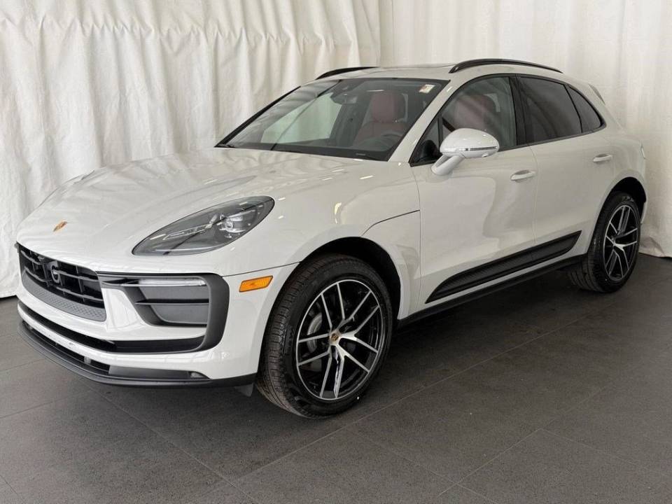 2026 Porsche Macan