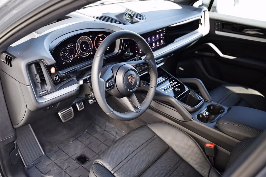 2026 Porsche Cayenne Coup S - Photo 28