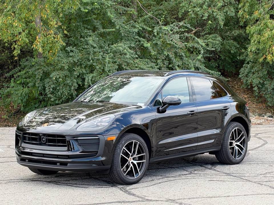 2026 Porsche Macan