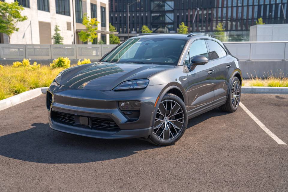 2026 Porsche Macan