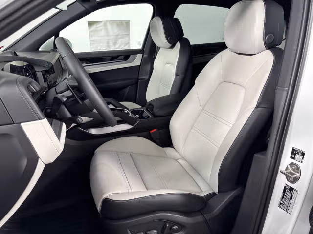 2026 Porsche Cayenne E-Hybrid - Photo 34