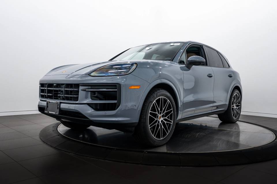 2026 Porsche Cayenne Base