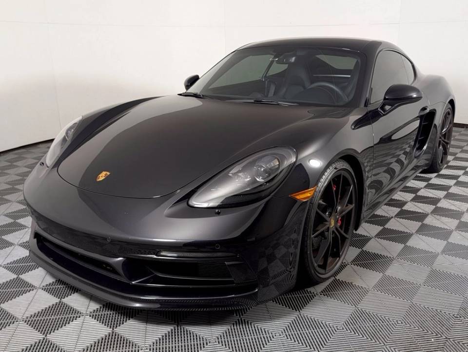 2025 Porsche 718