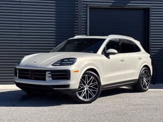 2026 Porsche Cayenne -'s photo