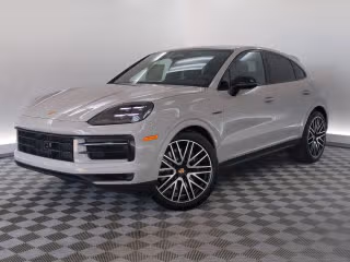 2026 Porsche Cayenne E-Hybrid's photo