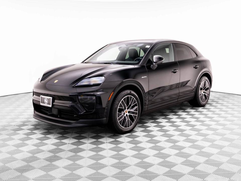 2026 Porsche Macan 4 Electric