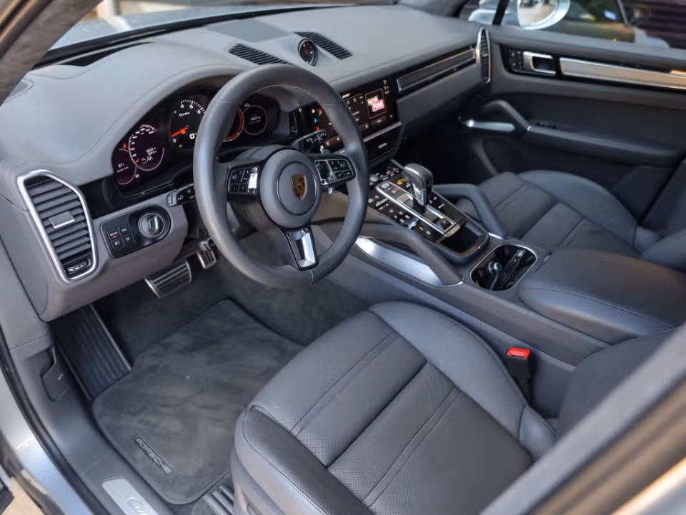 2022 Porsche Cayenne Turbo - Photo 27
