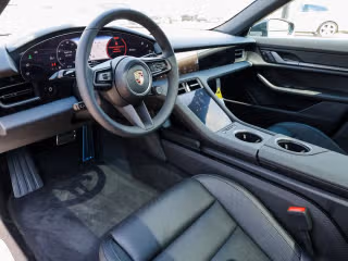 2025 Porsche Taycan Base - Photo 25