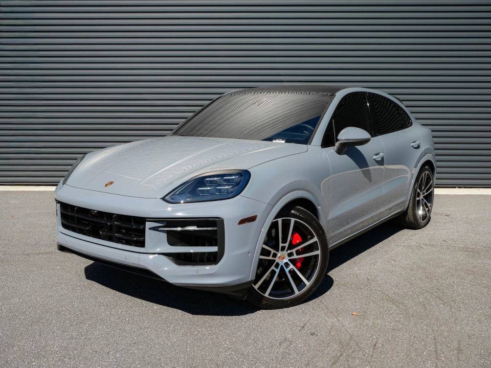 2025 Porsche Cayenne Coupe