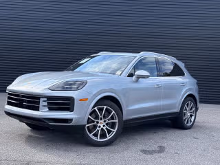 2026 Porsche Cayenne -'s photo