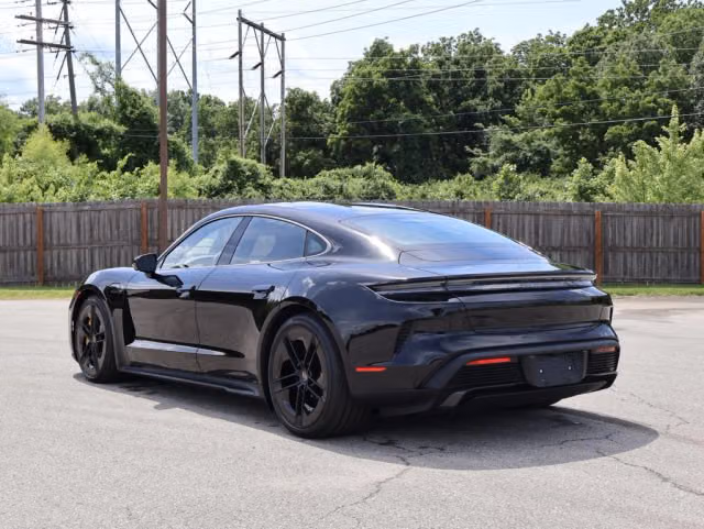 2026 Porsche Taycan Turbo S - Photo 18