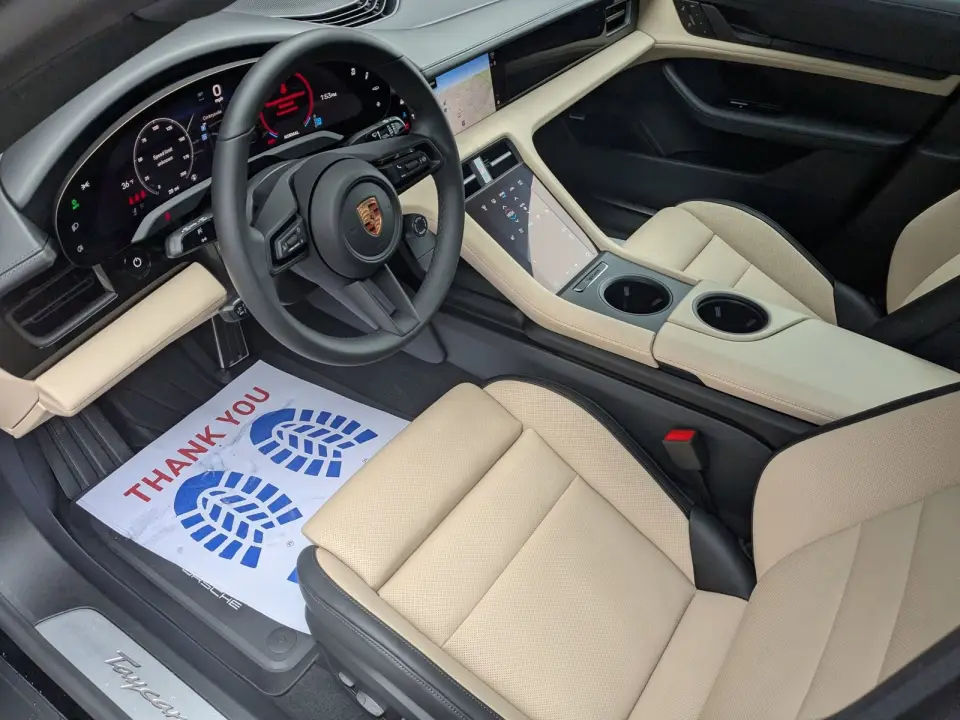 2026 Porsche Taycan S - Photo 31