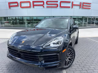 2023 Porsche Cayenne Platinum Edition's photo
