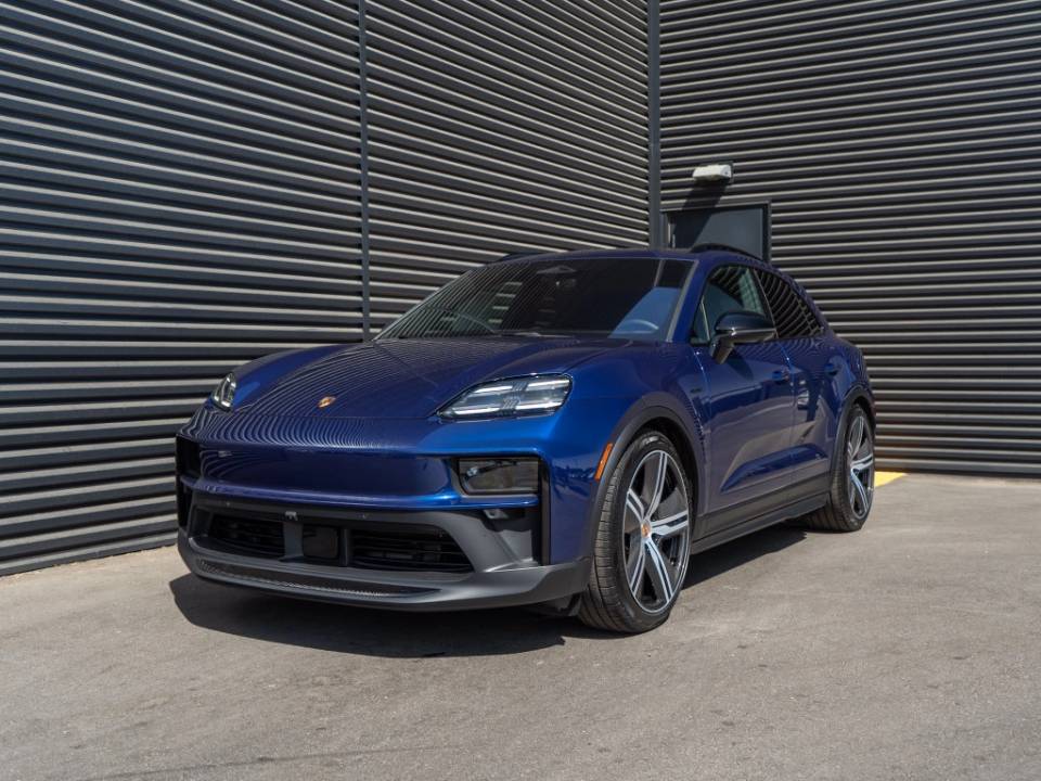2026 Porsche Macan