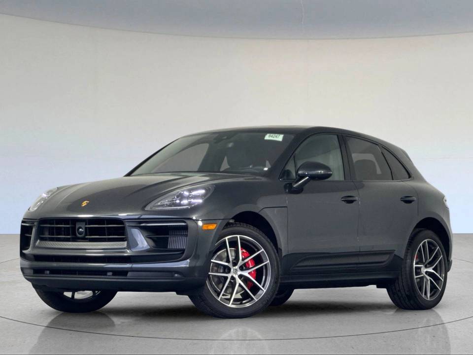 2026 Porsche Macan