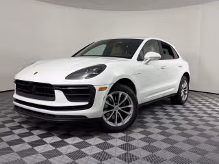2023 Porsche Macan's photo