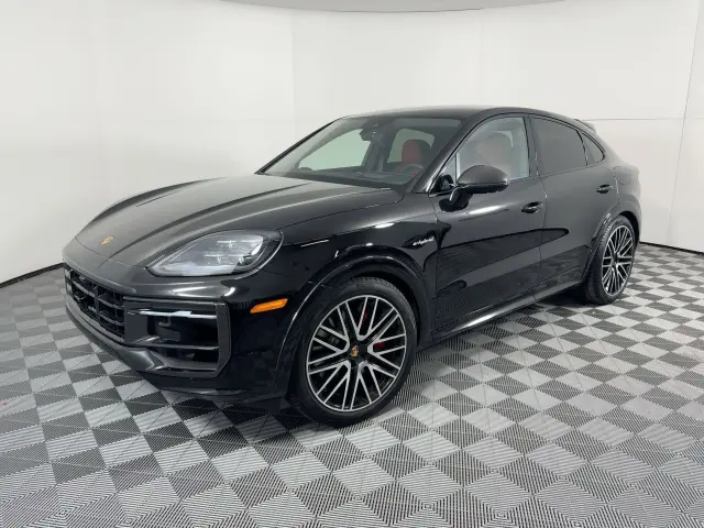2025 Porsche Cayenne Coup S E-Hybrid - Photo 6