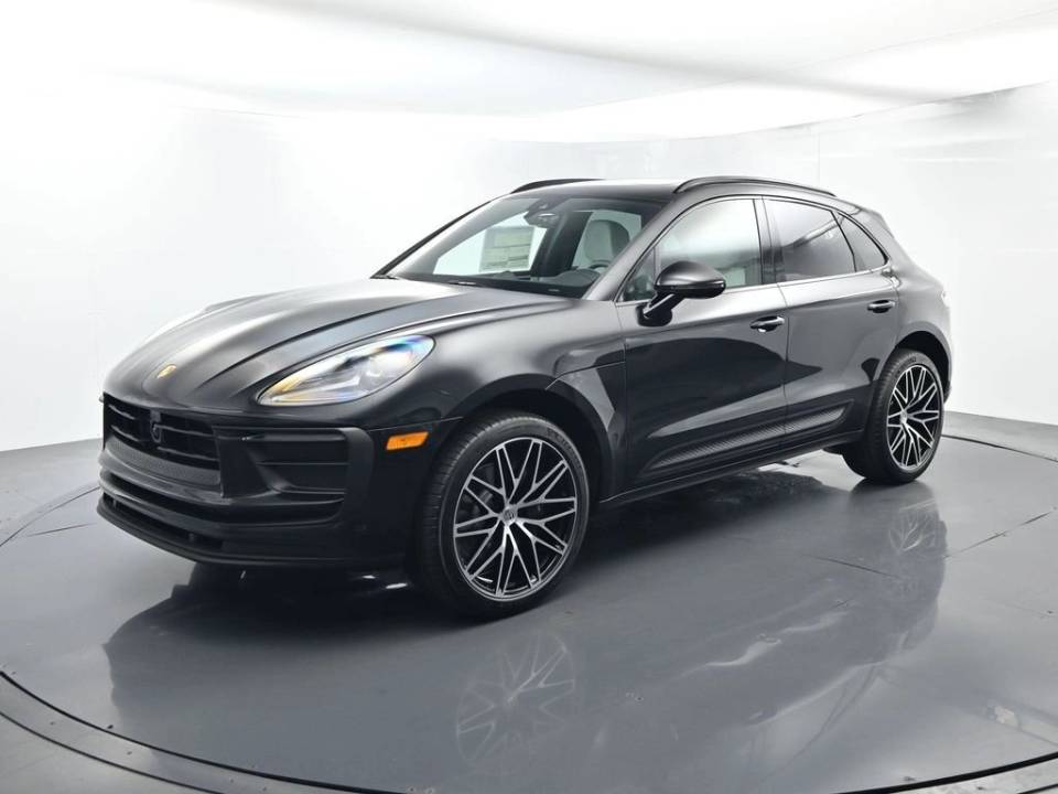 2026 Porsche Macan