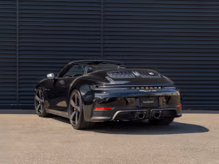 2026 Porsche 911 Spirit 70 - Photo 17