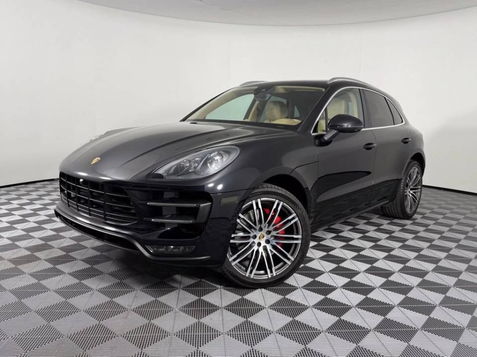 2015 Porsche Macan Turbo