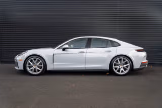 2026 Porsche Panamera Base - Photo 9