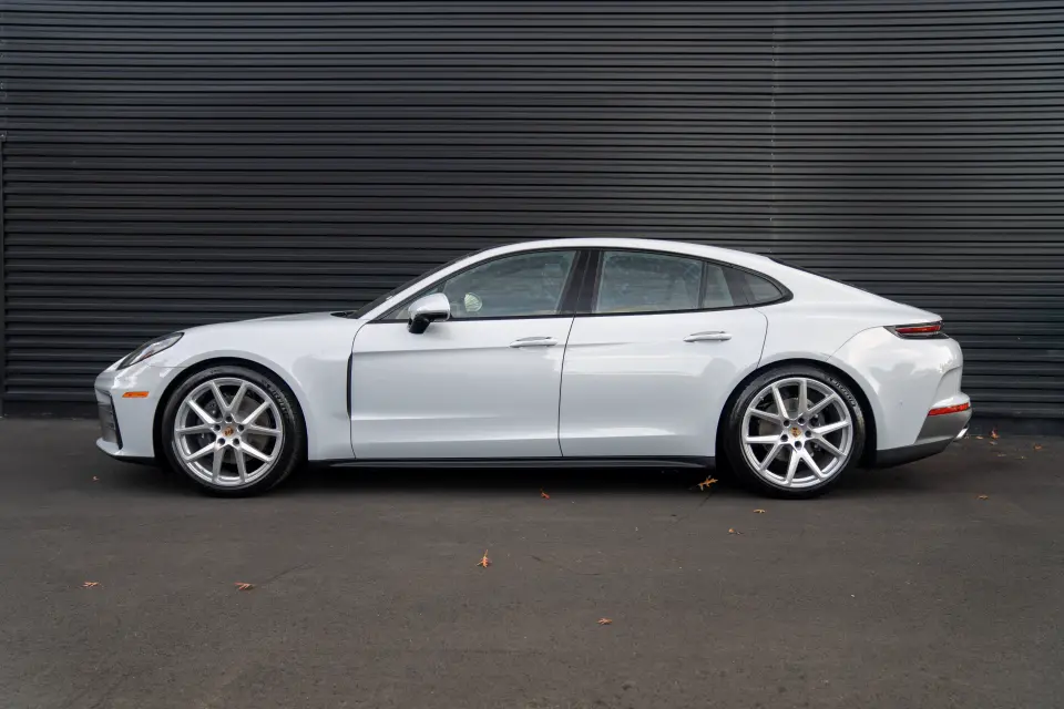 2026 Porsche Panamera Base - Photo 15