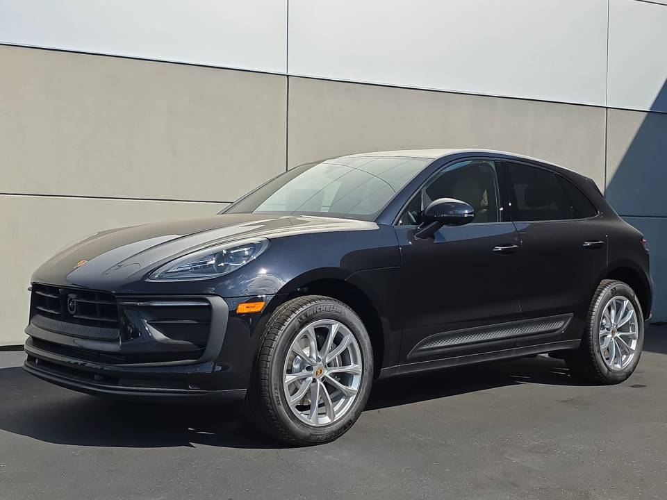 2026 Porsche Macan