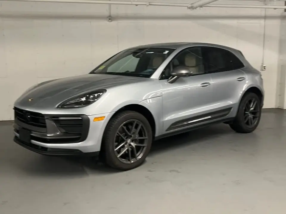 2026 Porsche Macan T - Photo 7