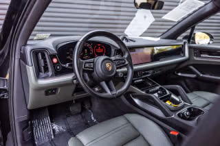 2024 Porsche Cayenne E-Hybrid - Photo 25