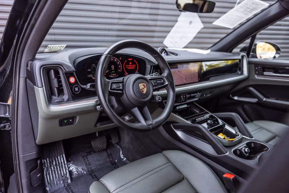 2024 Porsche Cayenne E-Hybrid - Photo 27