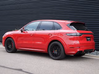 2023 Porsche Cayenne GTS - Photo 17
