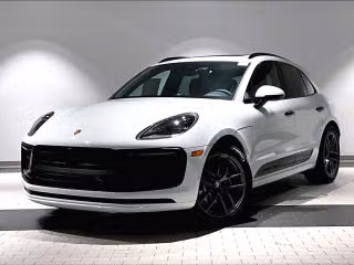 2026 Porsche Macan T's photo
