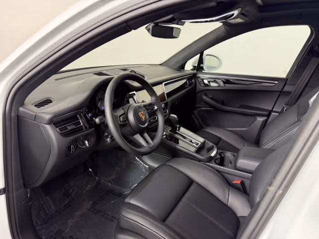 2026 Porsche Macan S - Photo 26