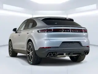 2026 Porsche Cayenne Coup E-Hybrid - Photo 21