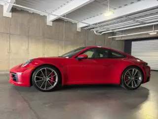 2024 Porsche 911 - Photo 13