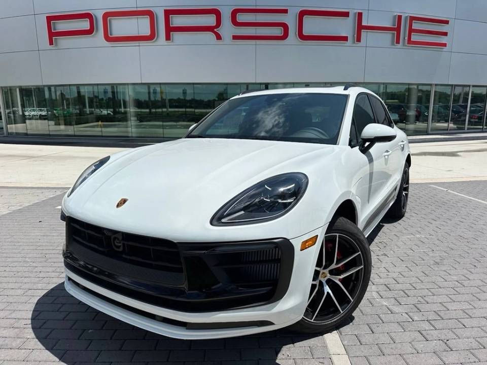 2026 Porsche Macan