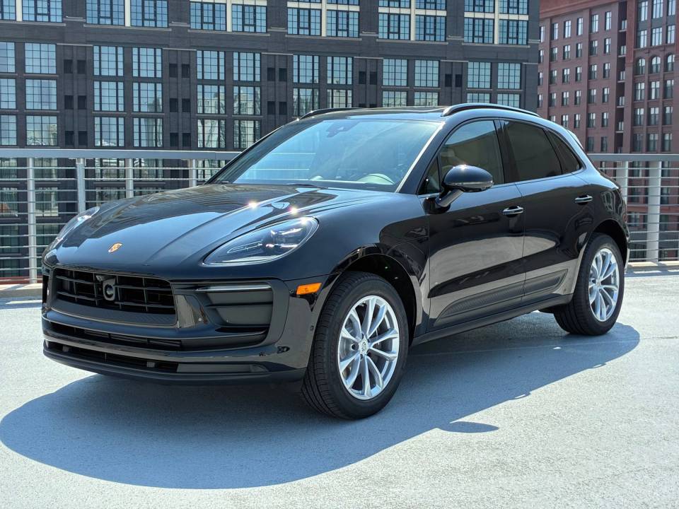 2026 Porsche Macan