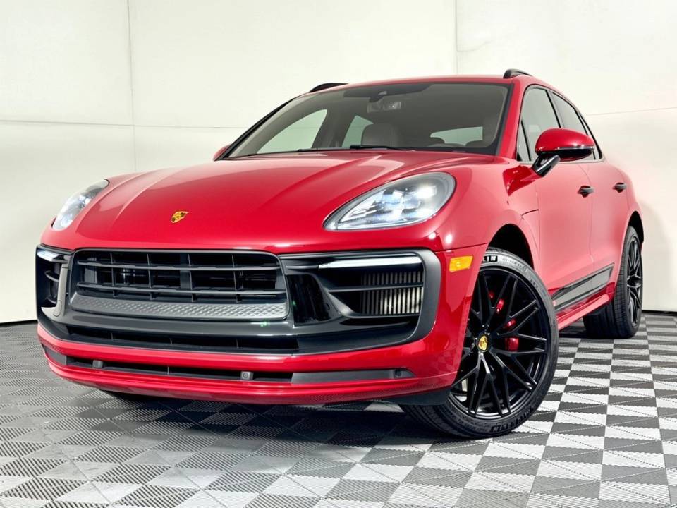 2022 Porsche Macan