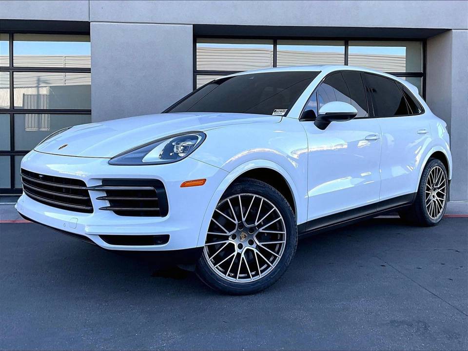 2023 Porsche Cayenne Base