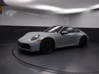 2025 Porsche 911 - Photo 25
