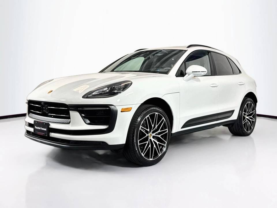 2026 Porsche Macan