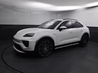 2024 Porsche Macan Macan 4 Electric's photo