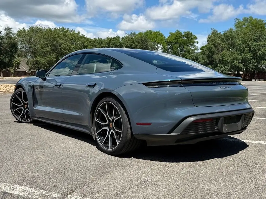 2025 Porsche Taycan Base - Photo 24
