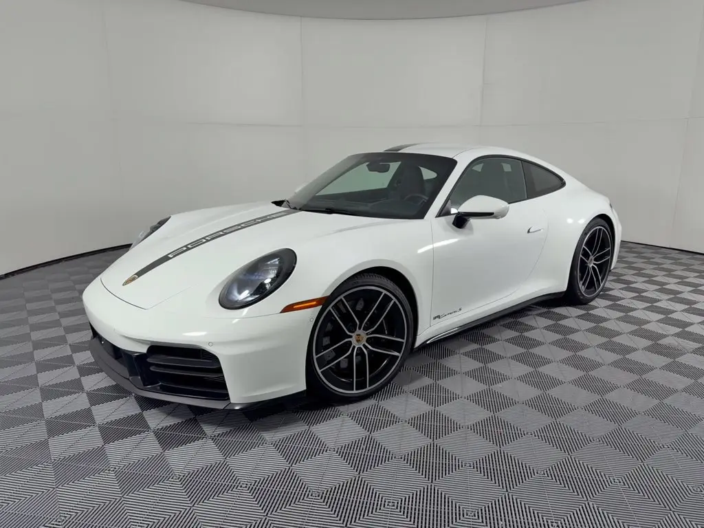 2025 Porsche 911 Carrera S