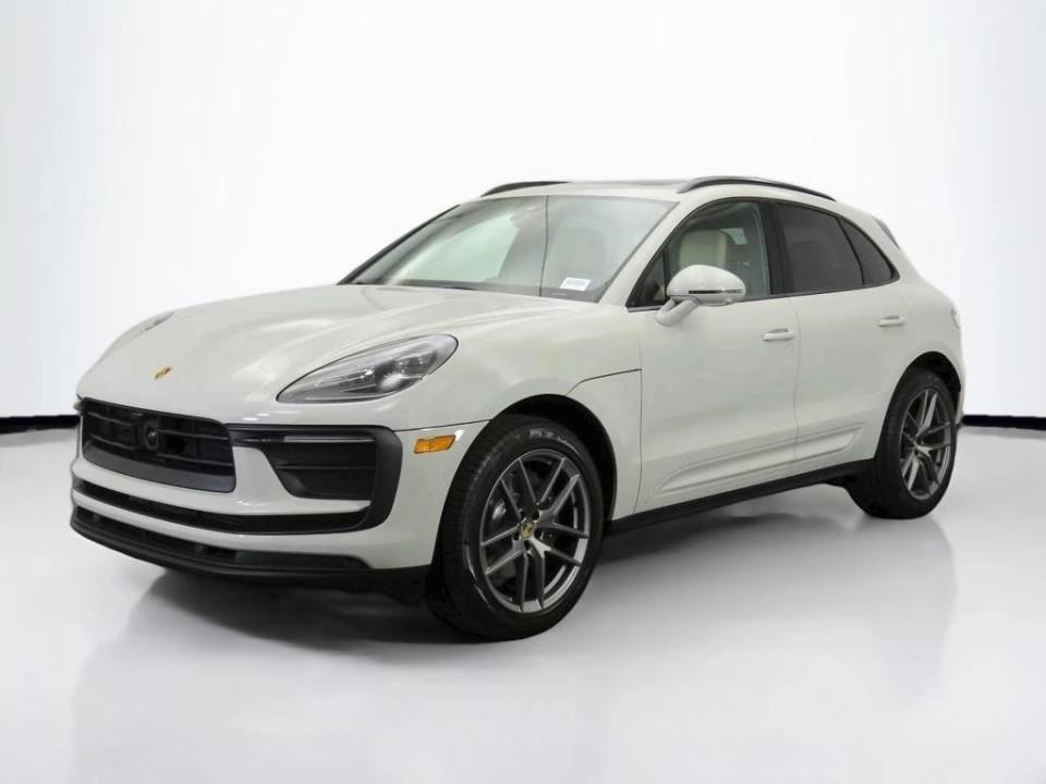 2025 Porsche Macan