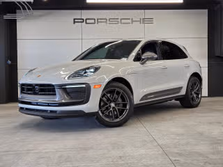 2023 Porsche Macan T's photo